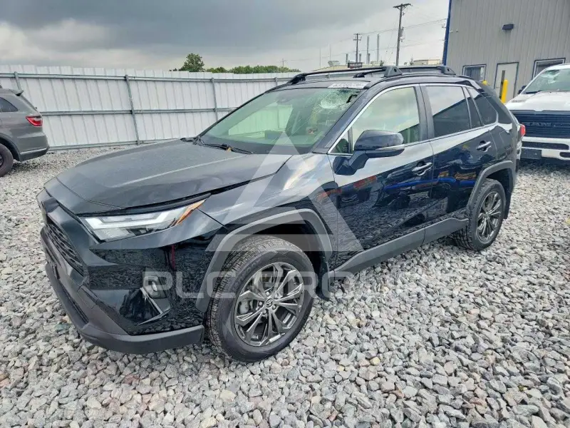 2022 Toyota RAV4 фото
