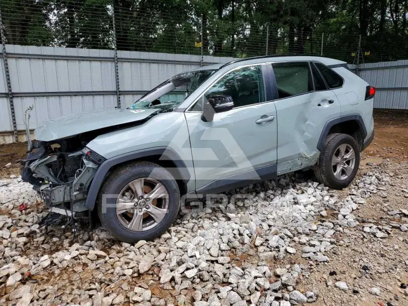 2022 Toyota RAV4 photo