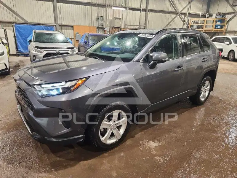 2022 Toyota RAV4 фото