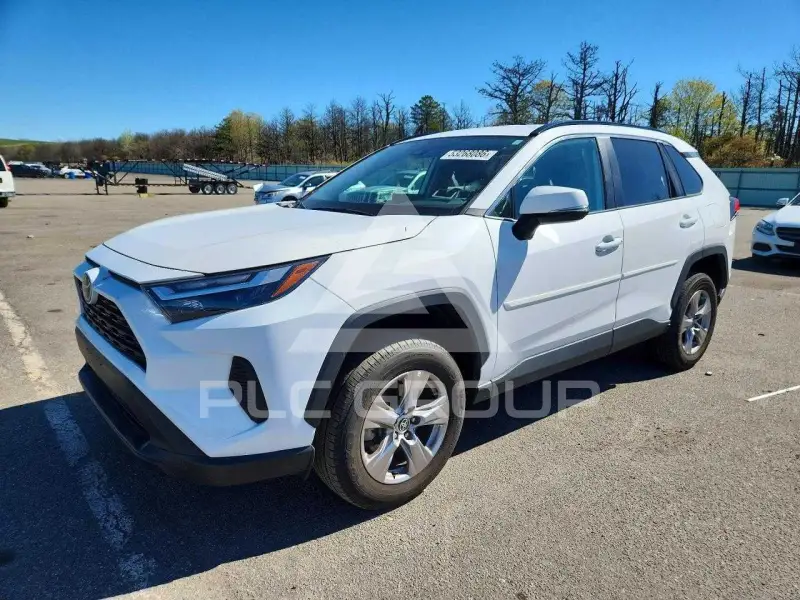 2022 Toyota RAV4 фото