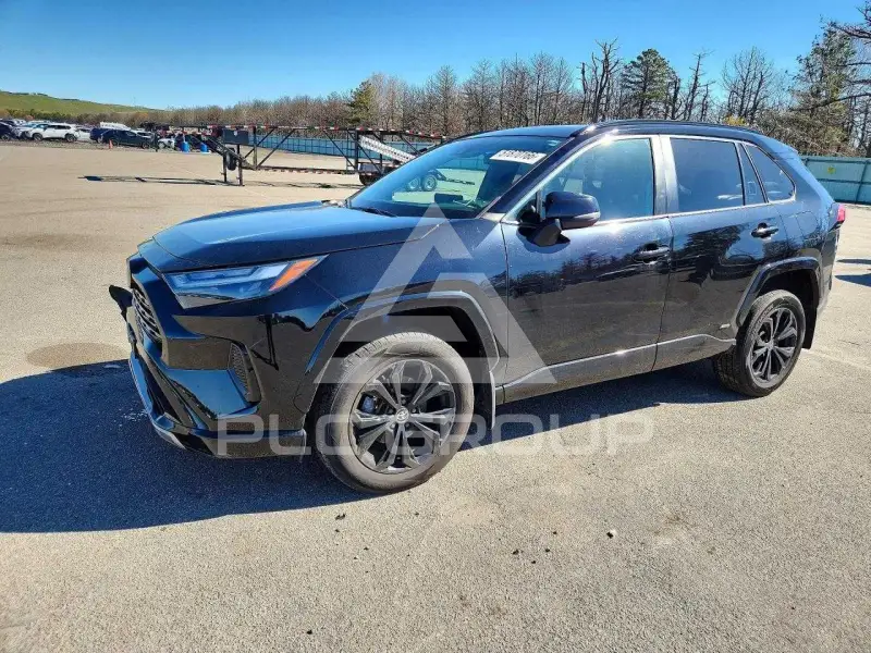 2022 Toyota RAV4 фото