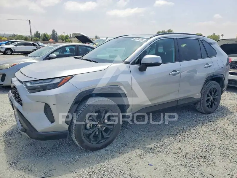 2022 Toyota RAV4 photo