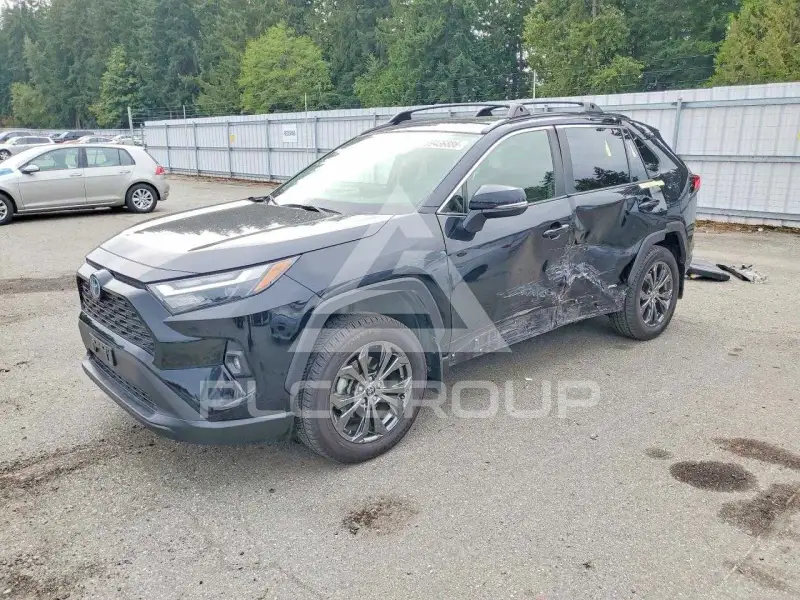 2022 Toyota RAV4 photo