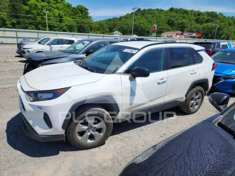 2022 Toyota RAV4 фото