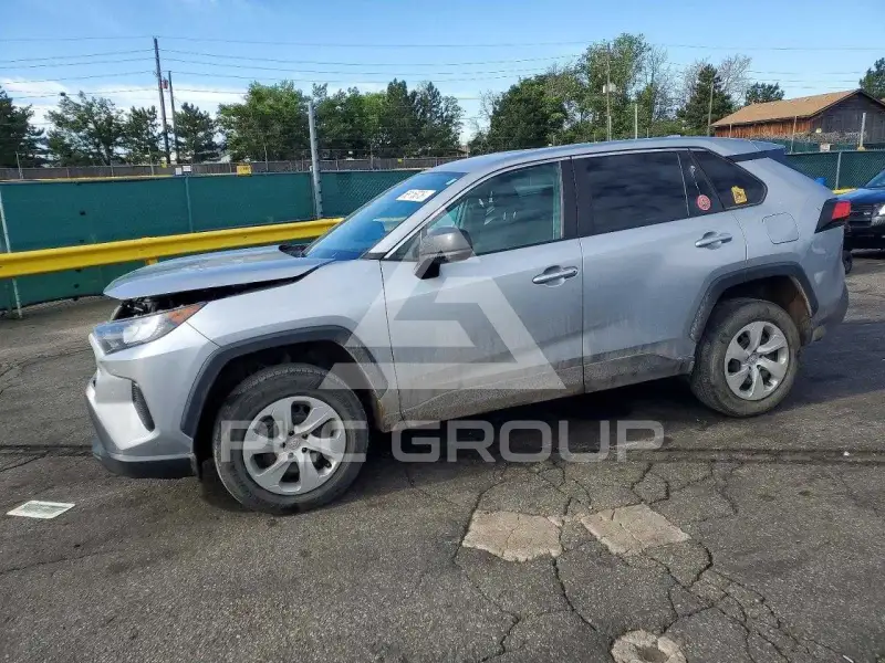 2022 Toyota RAV4 фото
