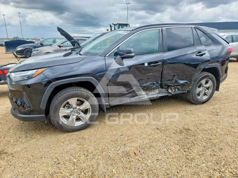 2022 Toyota RAV4 photo