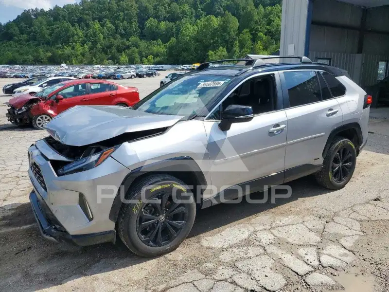 2022 Toyota RAV4 фото