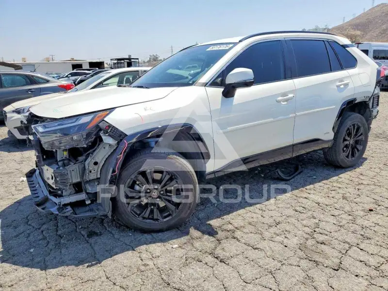 2022 Toyota RAV4 photo