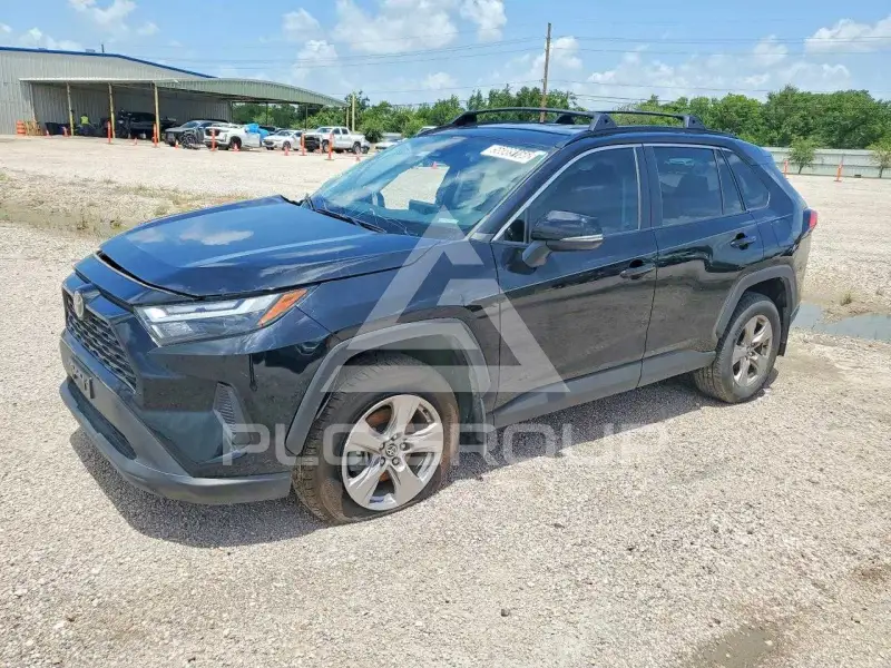 2022 Toyota RAV4 photo