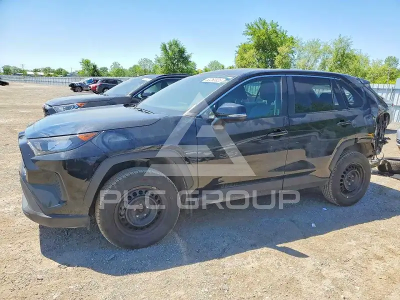 2022 Toyota RAV4 фото