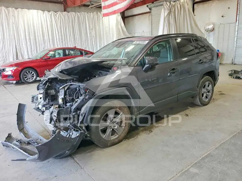 2022 Toyota RAV4 photo