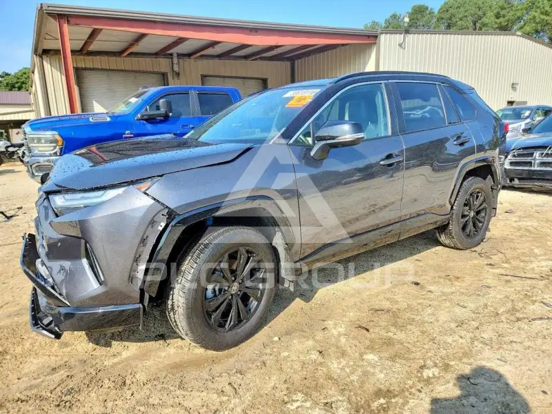 2022 Toyota RAV4 фото