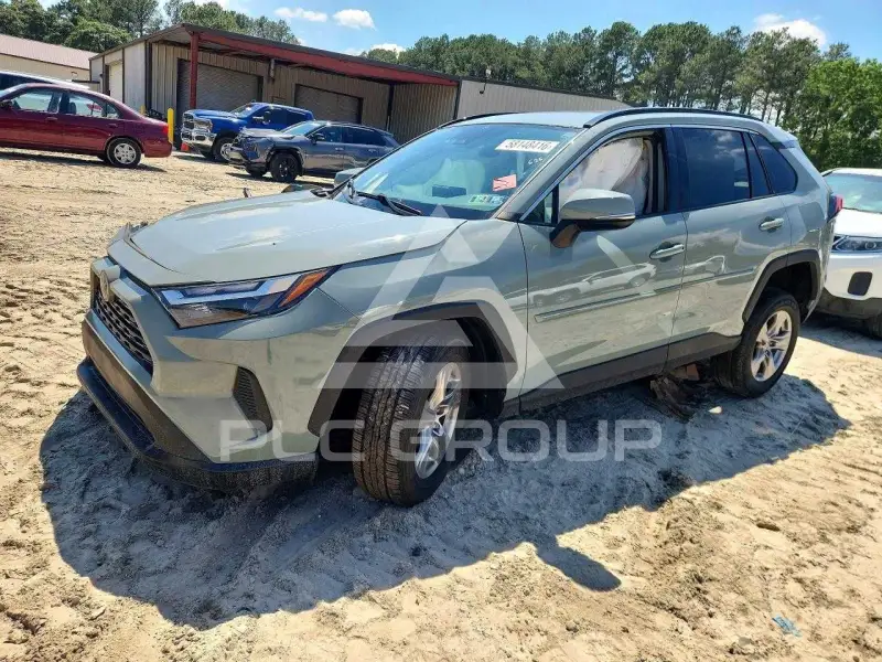 2022 Toyota RAV4 photo