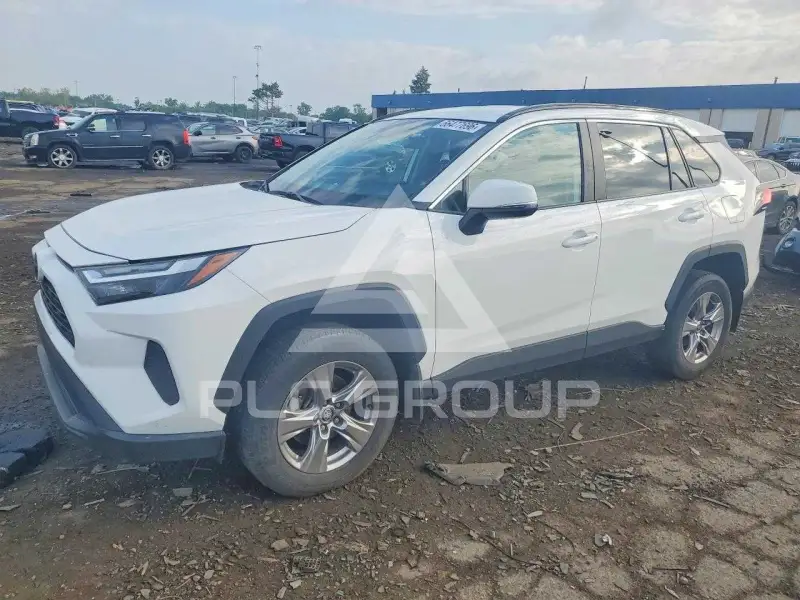 2022 Toyota RAV4 фото