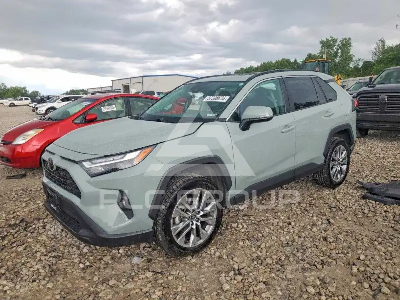 2022 Toyota RAV4 photo