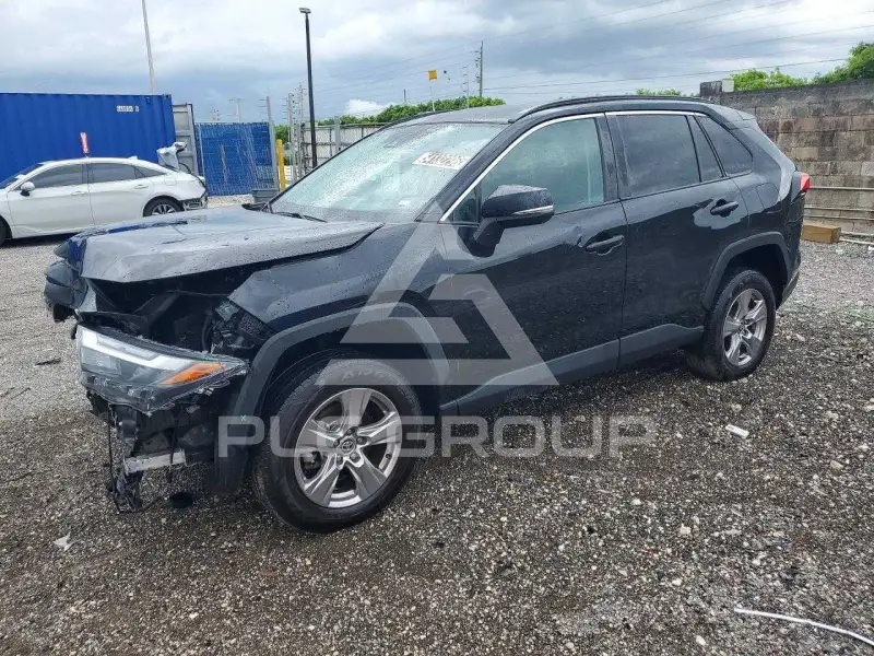 2022 Toyota RAV4 photo