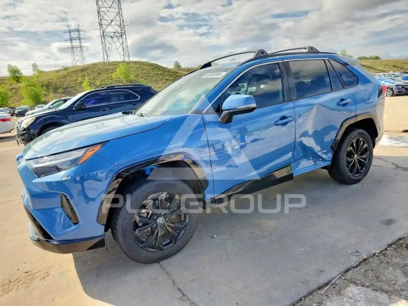 2022 Toyota RAV4 фото