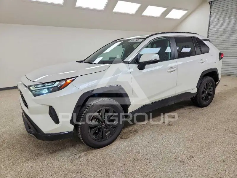 2022 Toyota RAV4 фото