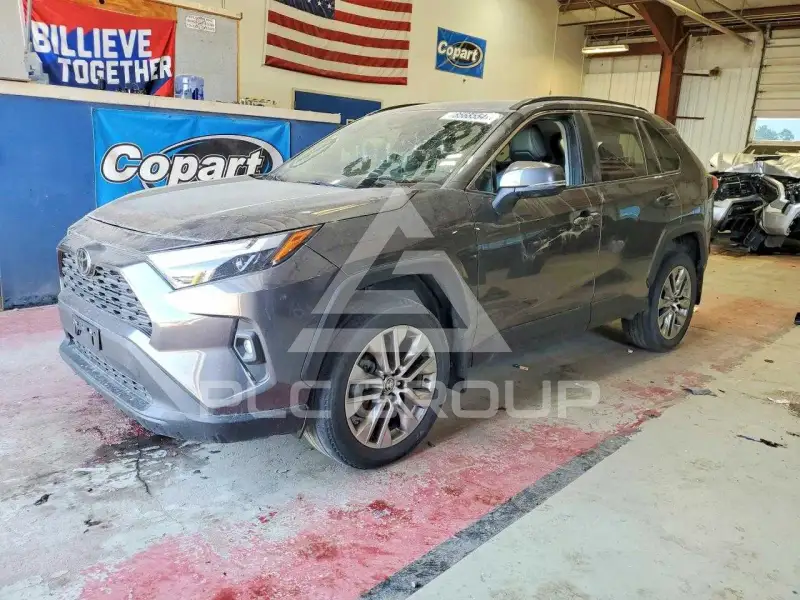2022 Toyota RAV4 фото