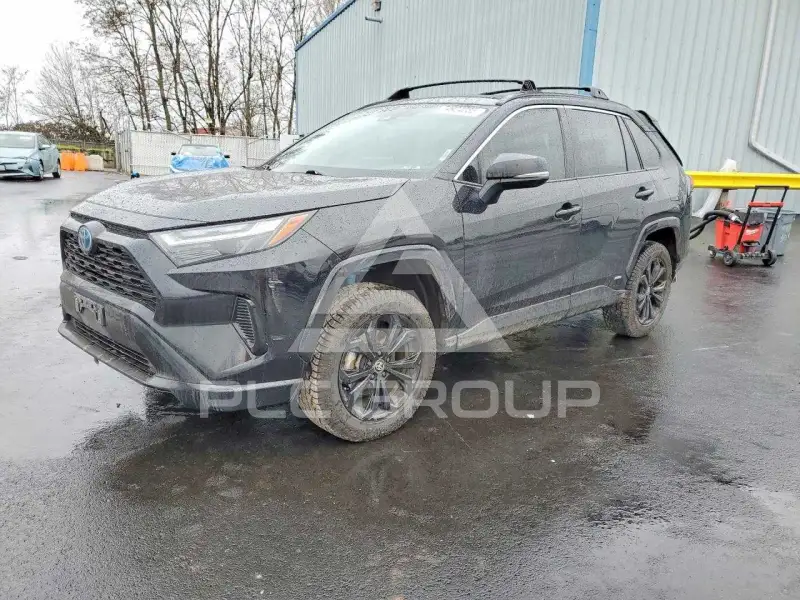 2022 Toyota RAV4 фото