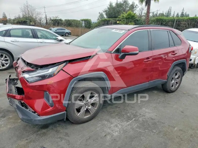 2022 Toyota RAV4 фото