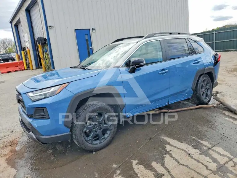 2022 Toyota RAV4 фото