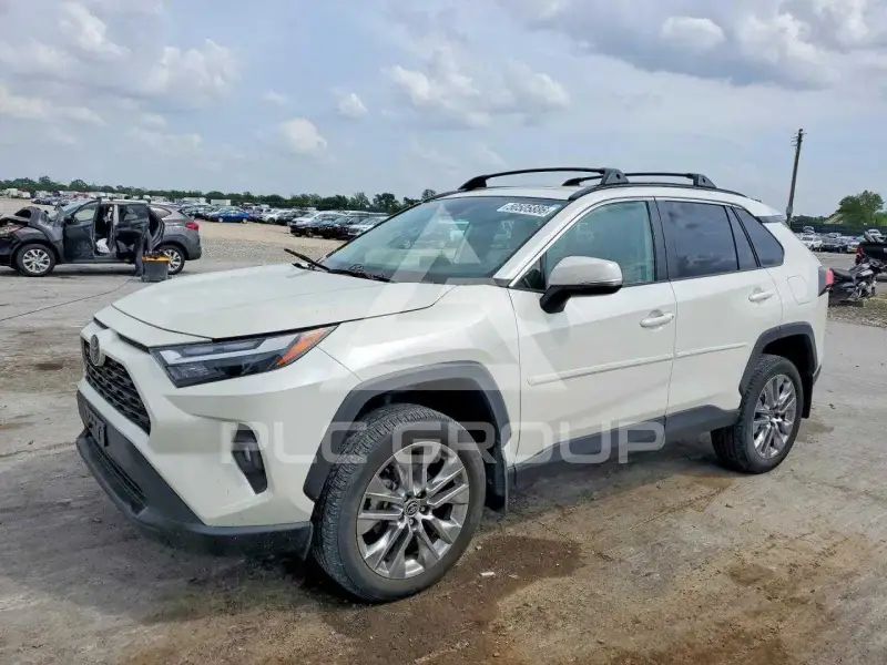 2022 Toyota RAV4 фото