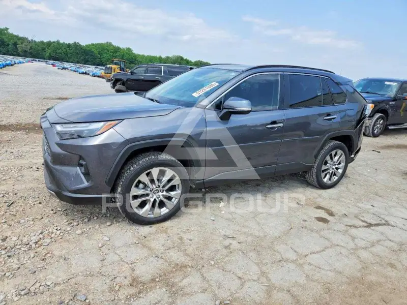 2022 Toyota RAV4 фото