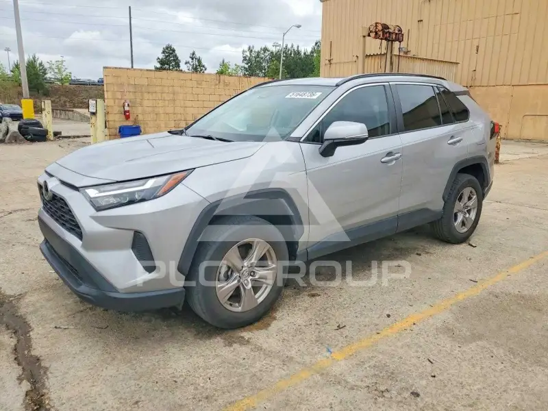 2022 Toyota RAV4 фото