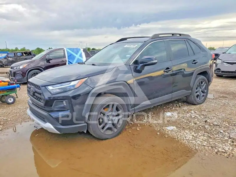 2022 Toyota RAV4 фото