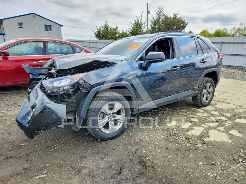 2022 Toyota RAV4 фото