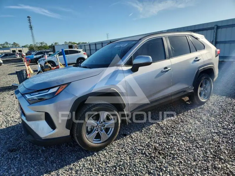 2022 Toyota RAV4 photo