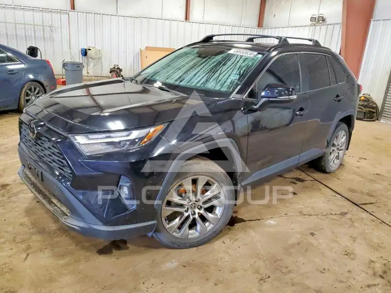 2022 Toyota RAV4 фото