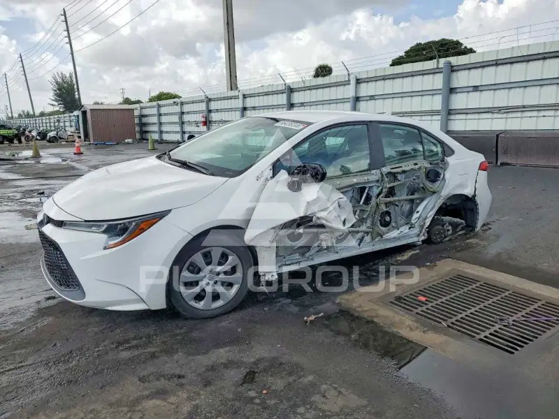 2022 Toyota COROLLA photo