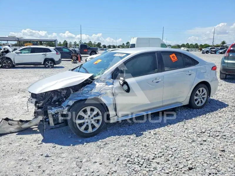 2022 Toyota COROLLA photo