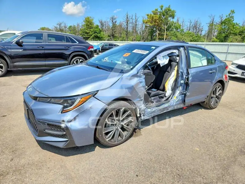 2022 Toyota COROLLA фото