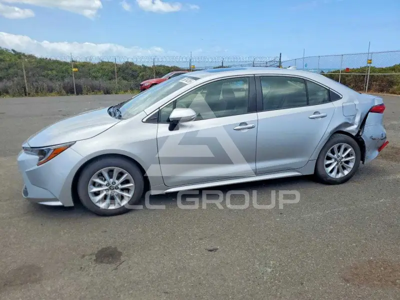 2022 Toyota COROLLA photo