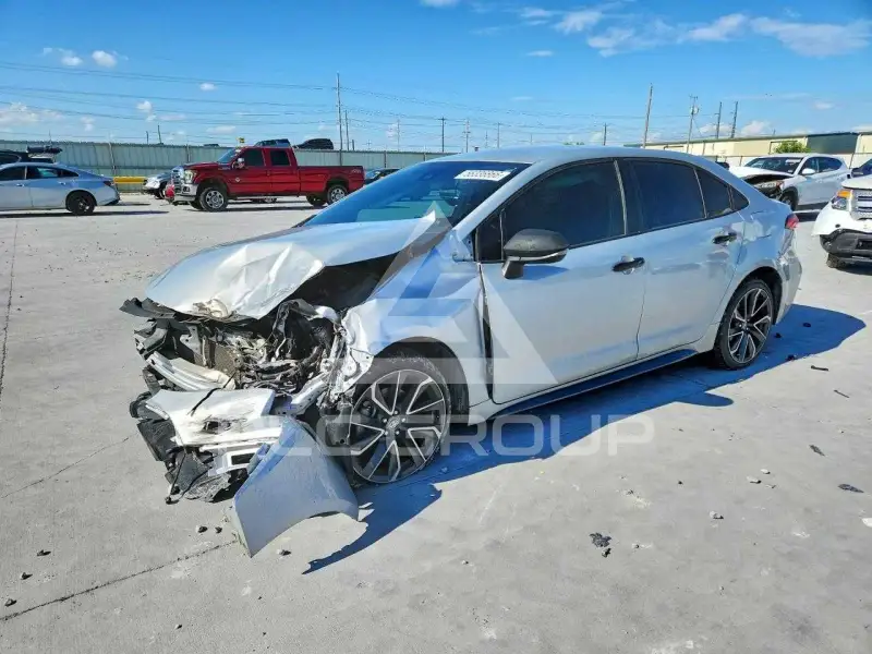 2022 Toyota COROLLA фото