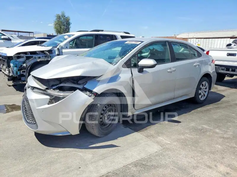 2022 Toyota COROLLA фото