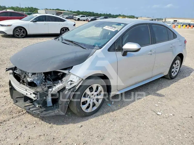 2022 Toyota COROLLA фото