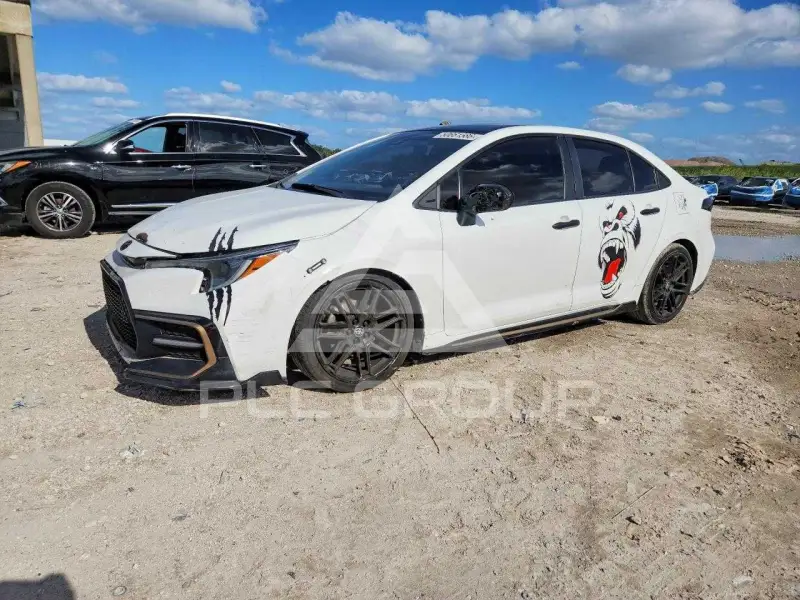 2022 Toyota COROLLA фото