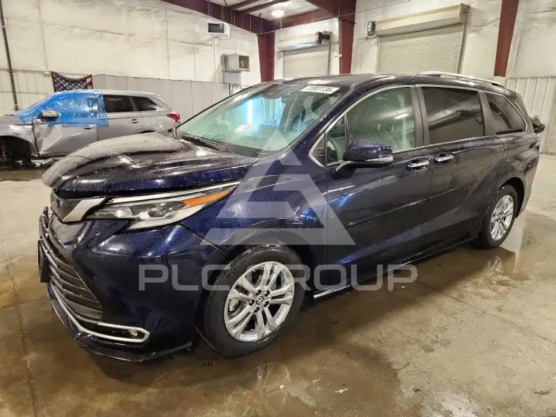 2022 Toyota SIENNA фото