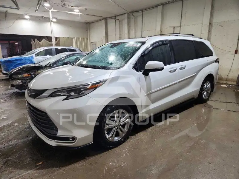 2022 Toyota SIENNA фото