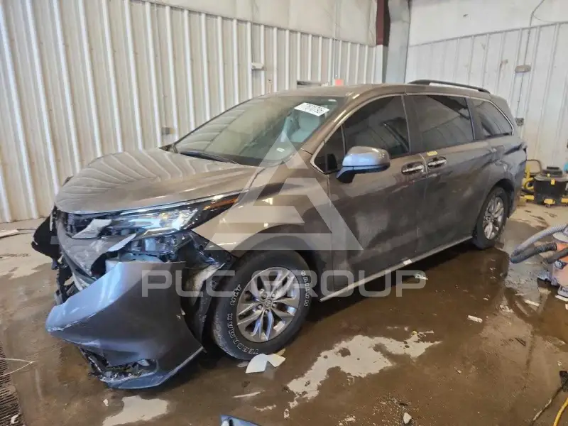 2022 Toyota SIENNA фото