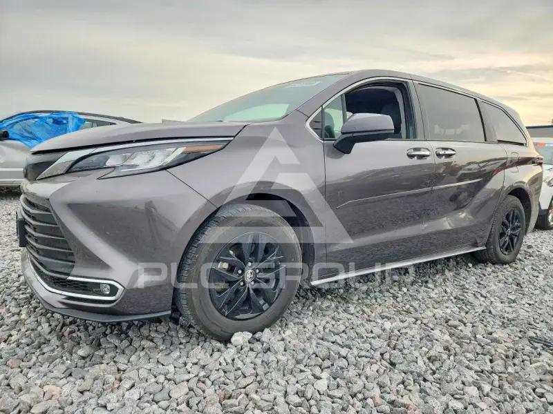 2022 Toyota SIENNA фото