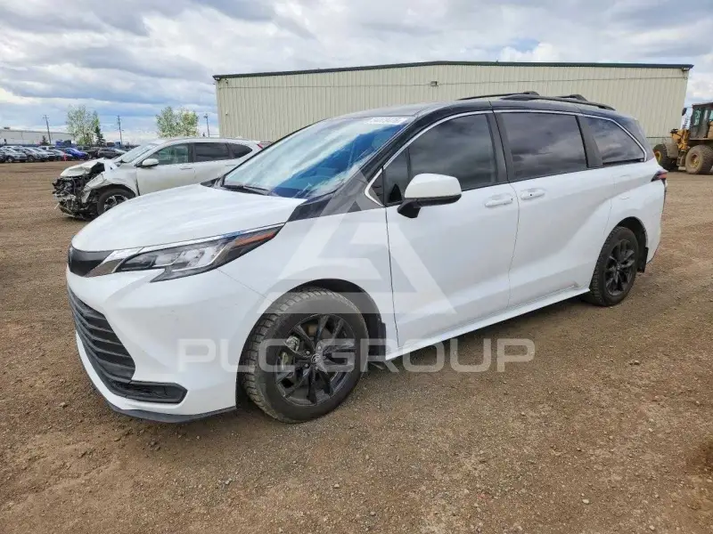 2022 Toyota SIENNA фото
