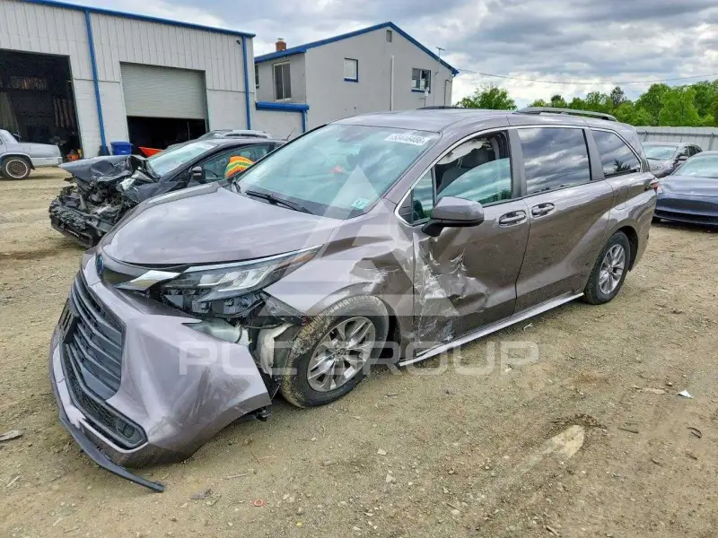 2022 Toyota SIENNA фото