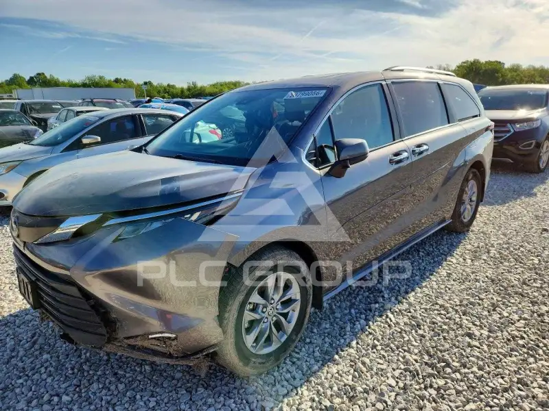 2022 Toyota SIENNA photo