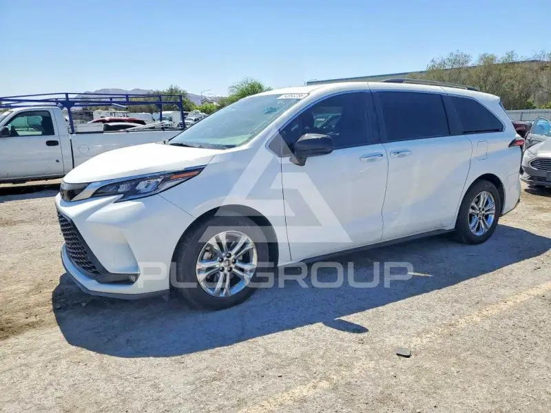 2022 Toyota SIENNA фото