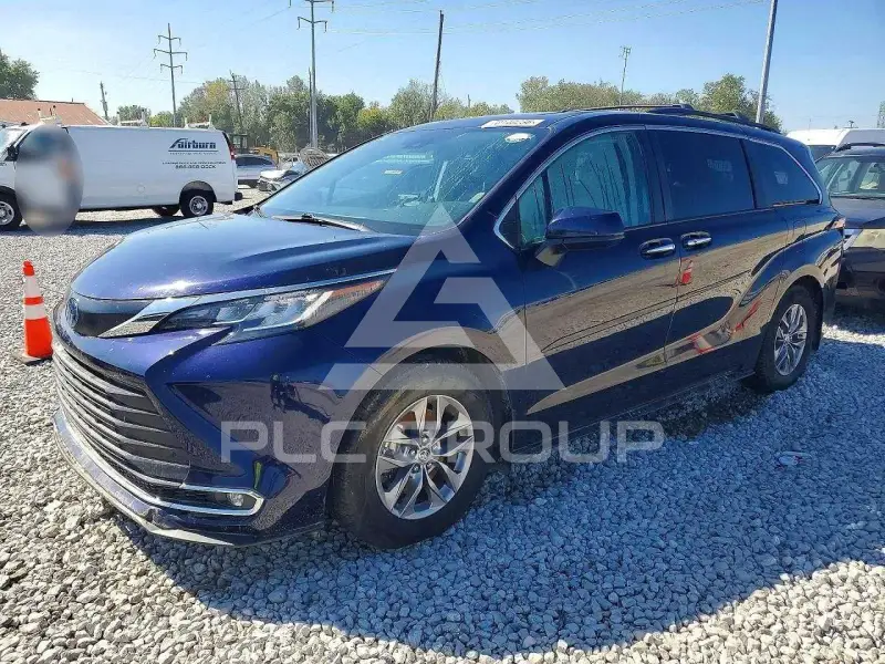 2022 Toyota SIENNA фото